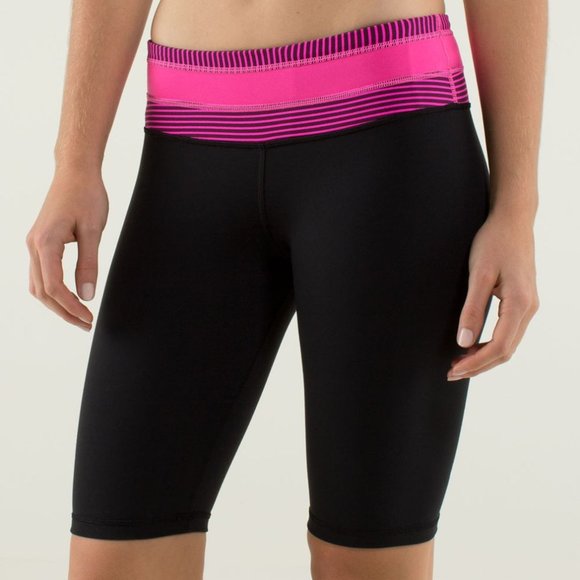 LULULEMON pink quilt Reverse Groove bike Short - Picture 3 of 9